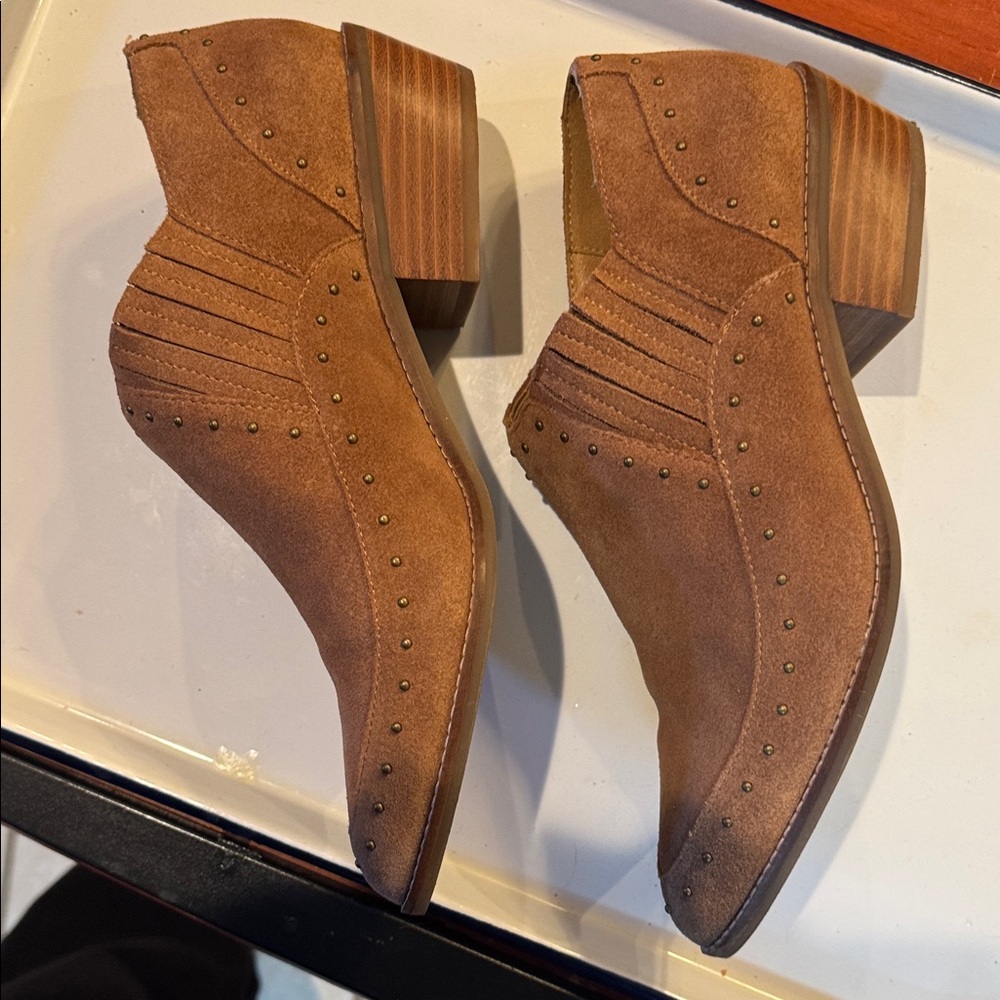 Crown Vintage Women’s Pecan Cow Suede Shoe Boots - Picture 5 of 16